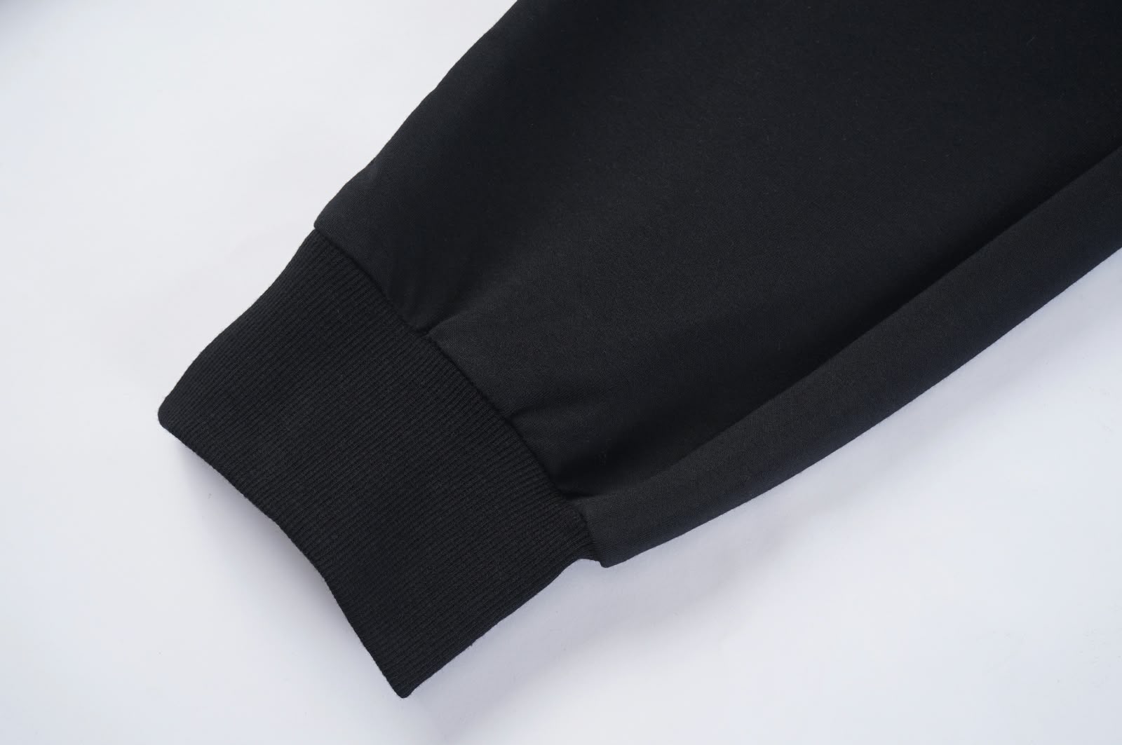 Calça Jogger Gucci Paris 1921 Interlocking G – Preto detalhe 5
