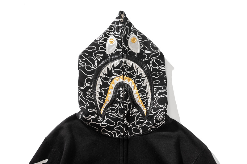 BAPE x Hajime Sorayama Shark Full Zip Hoodie Black detalhe 4