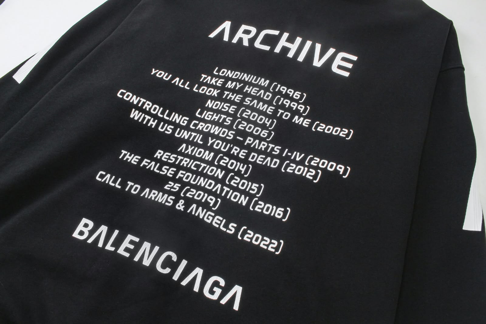 Moletom Balenciaga x Archive Tour Preto detalhe 3